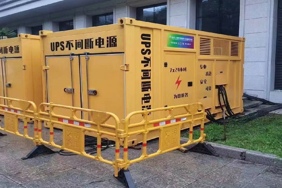 汇川发电机租赁施工现场